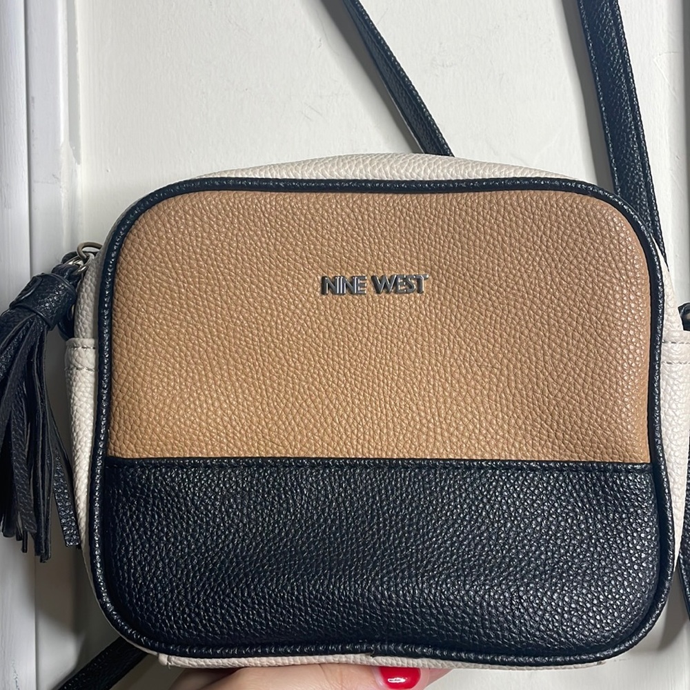 NEUTRAL TONES CROSSBODY BAG